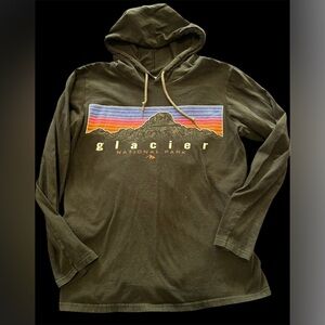 Glacier National Park hooded long sleeve shirt black small